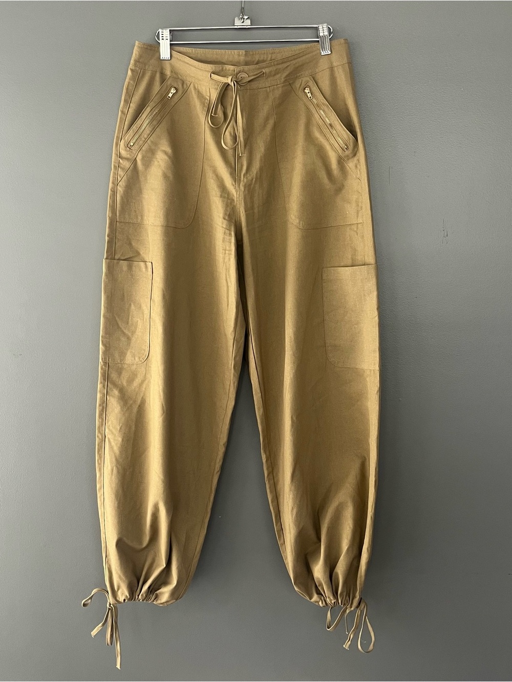 Casual Drawstring Cargo Pants in Olive/Tan